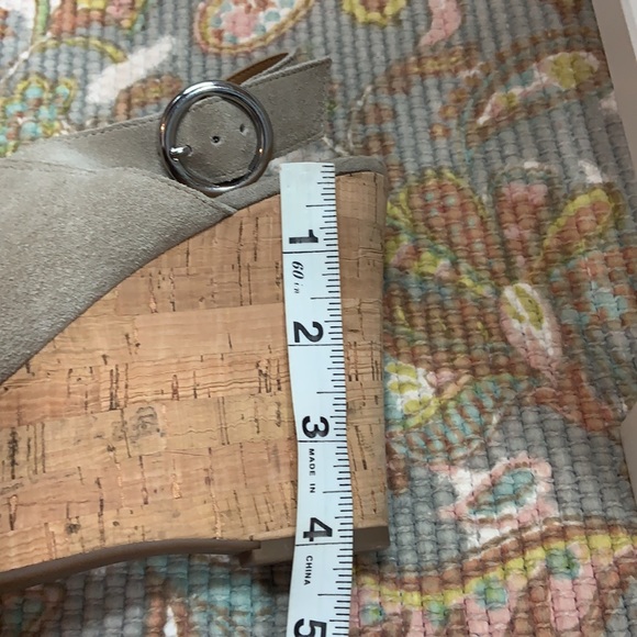 Franco Sarto wedge sandals - Picture 3 of 8